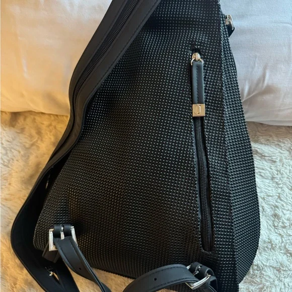 Urban Oxide Convertible Backpack - Picture 6 of 16